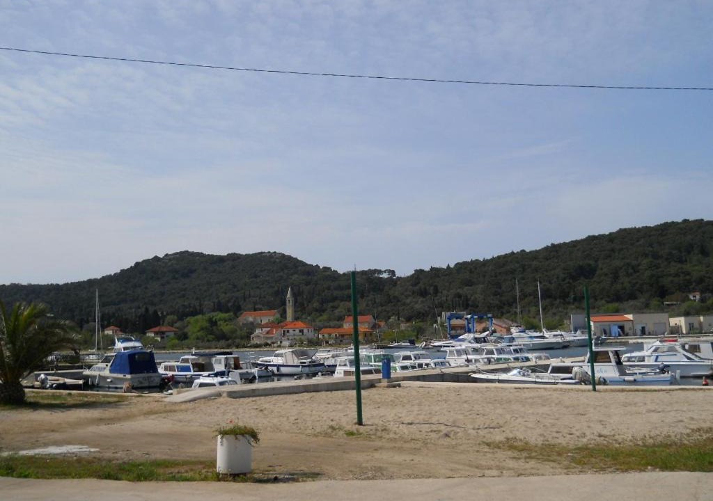 Photo of Others in Sutomiscica