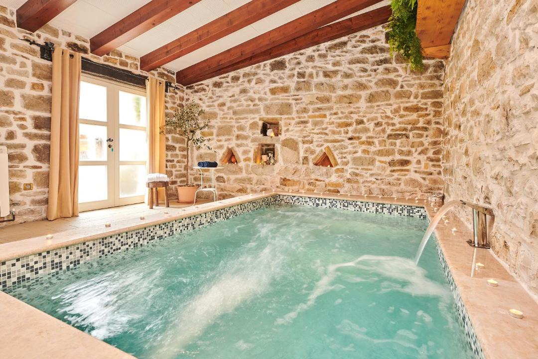 Photo of Others in Gracisce