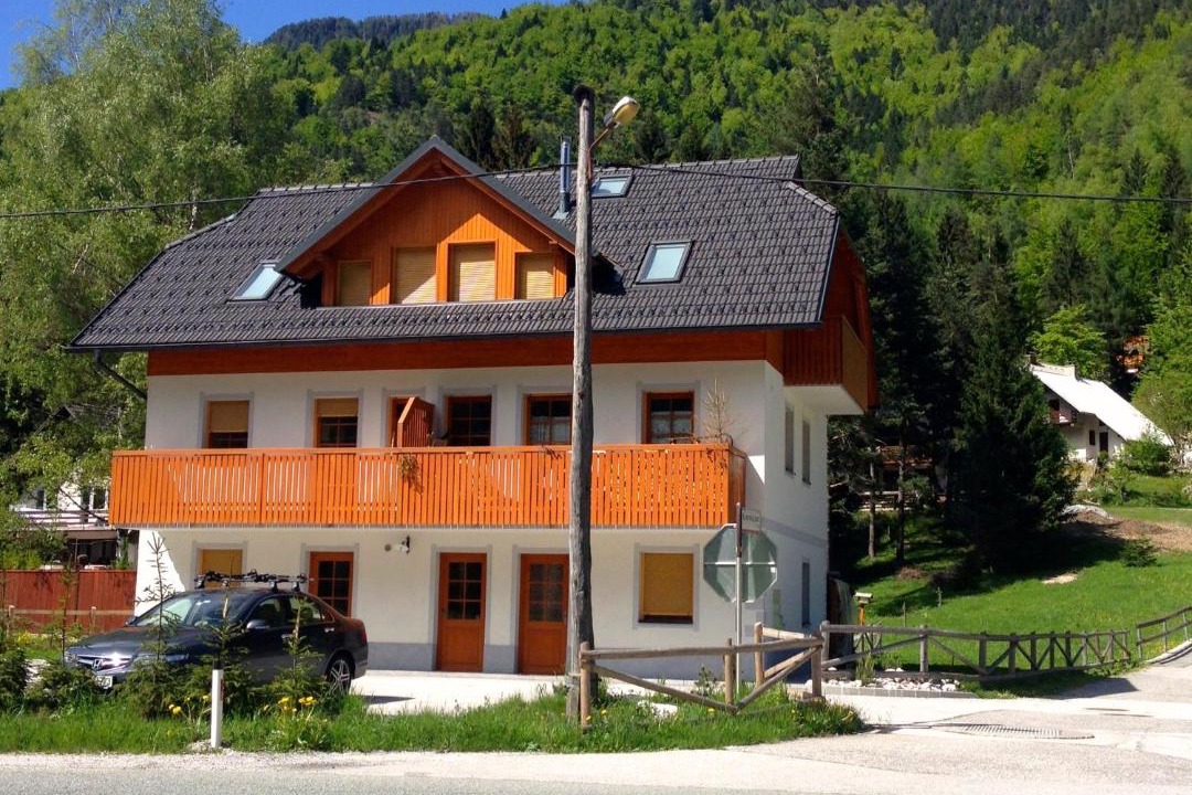 Photo of Buildings in Studor