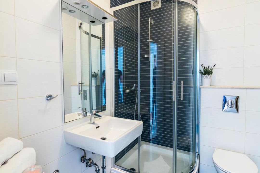 Photo of Others in Sutivan