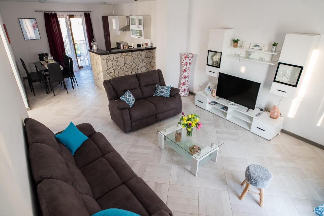 Photo of Livingroom in Gabonjin