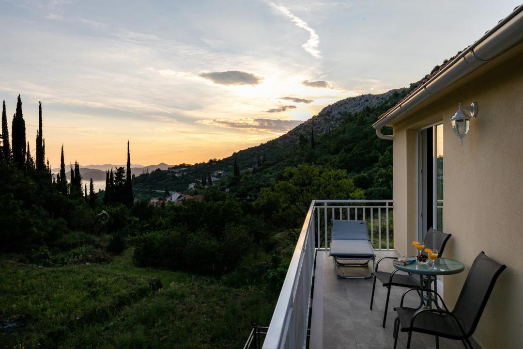 Photo of Patio Balcony in Trsteno