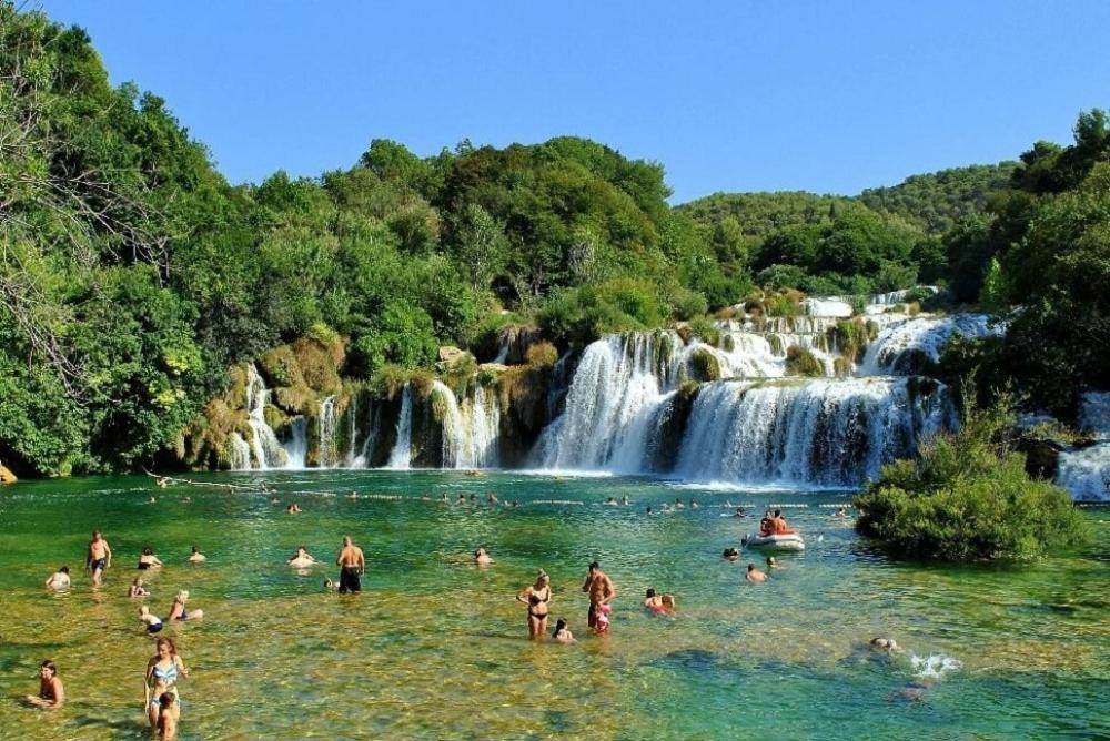 Photo of Others in Zaton