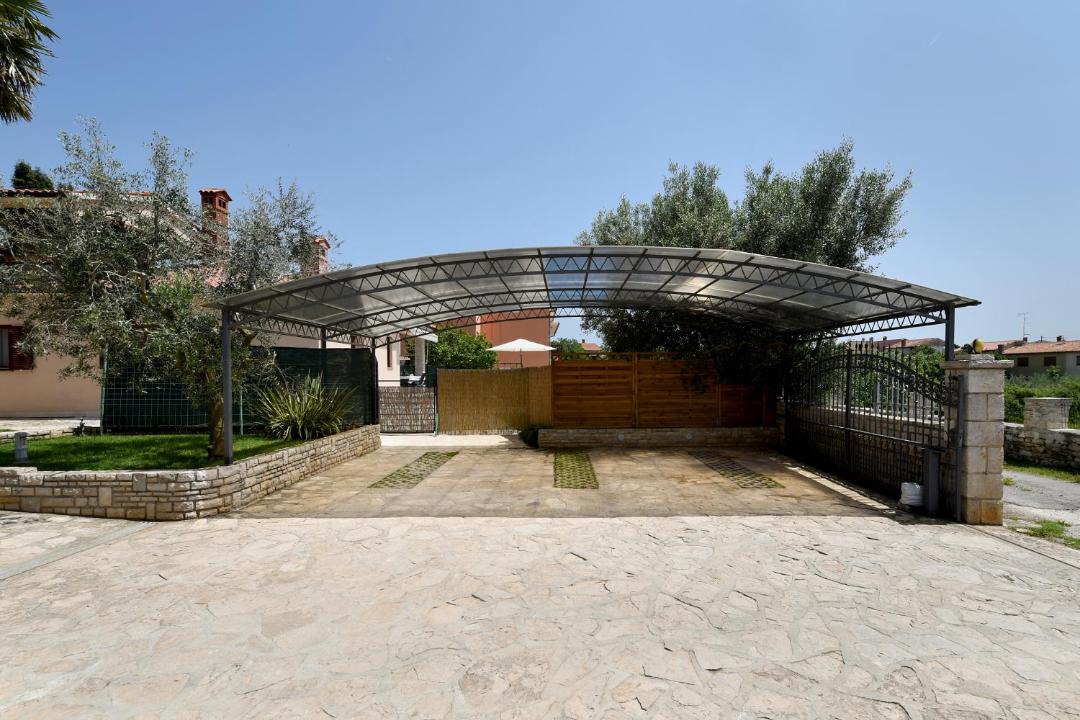 Photo of Others in Galizana