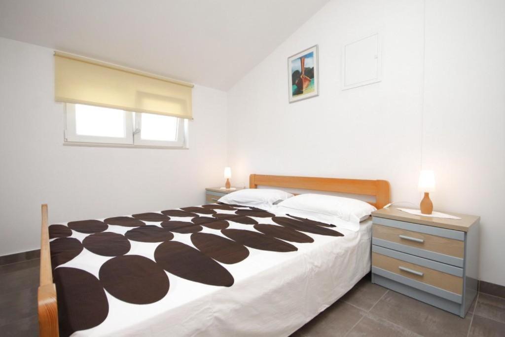 Photo of Bedroom in Duce