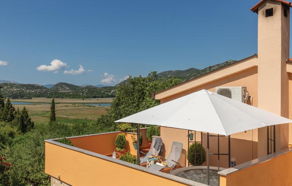 Photo of Patio Balcony in Kula Norinska
