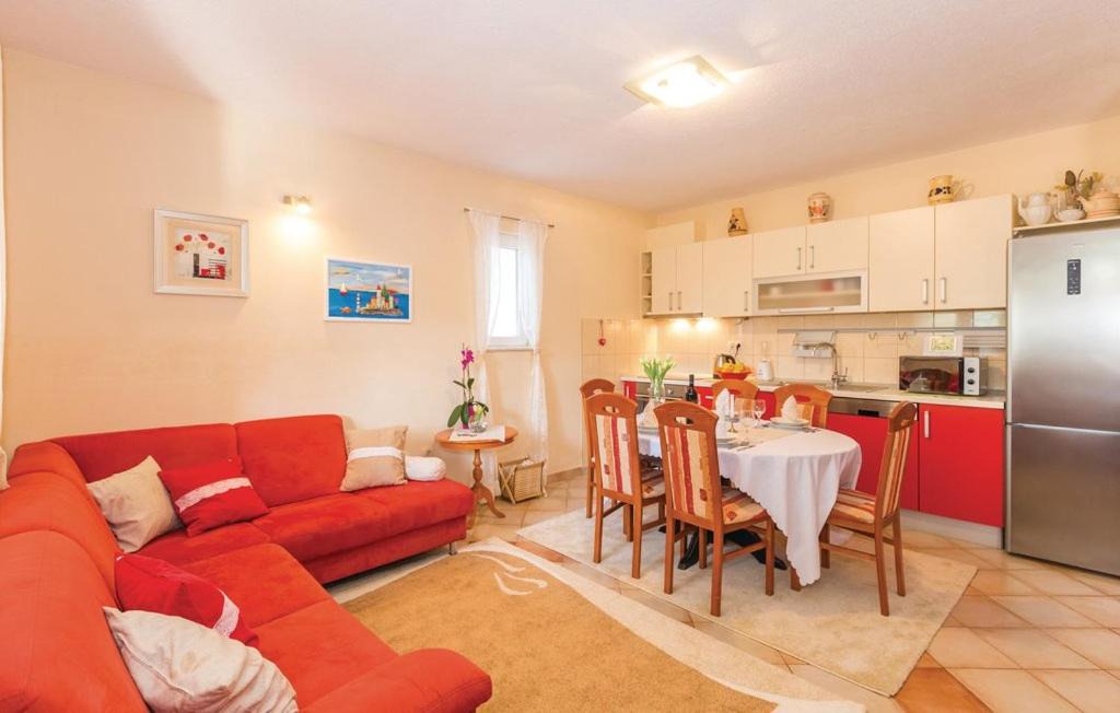 Photo of Livingroom in Kula Norinska