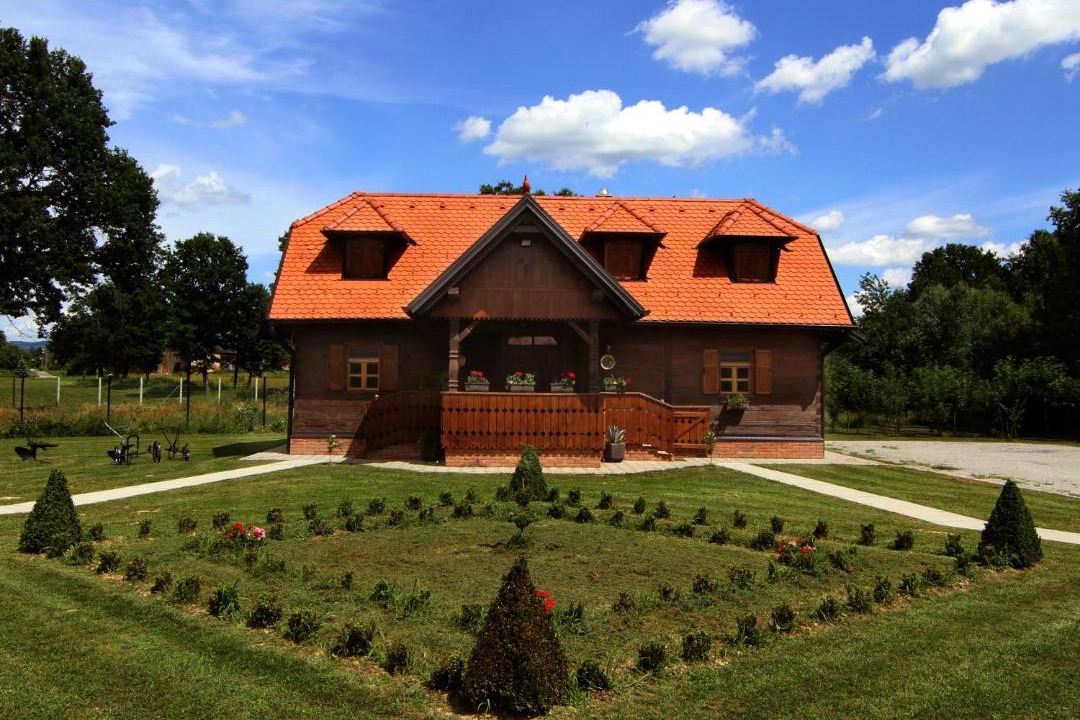 Photo of Buildings in Mala Ludina