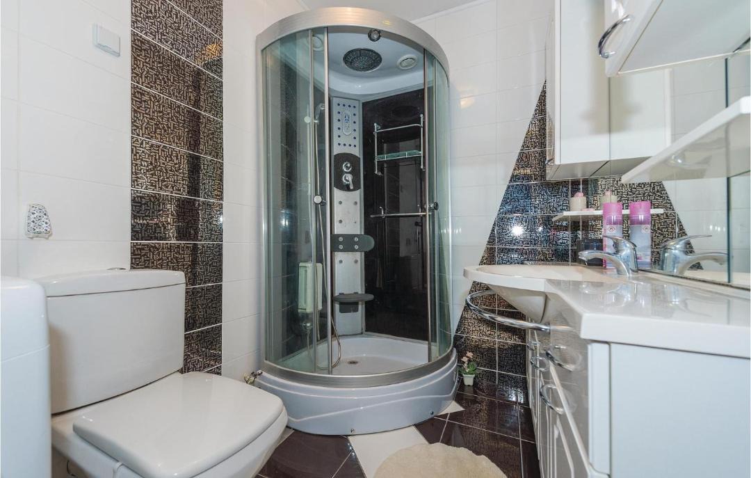 Photo of Bathroom in Meterize
