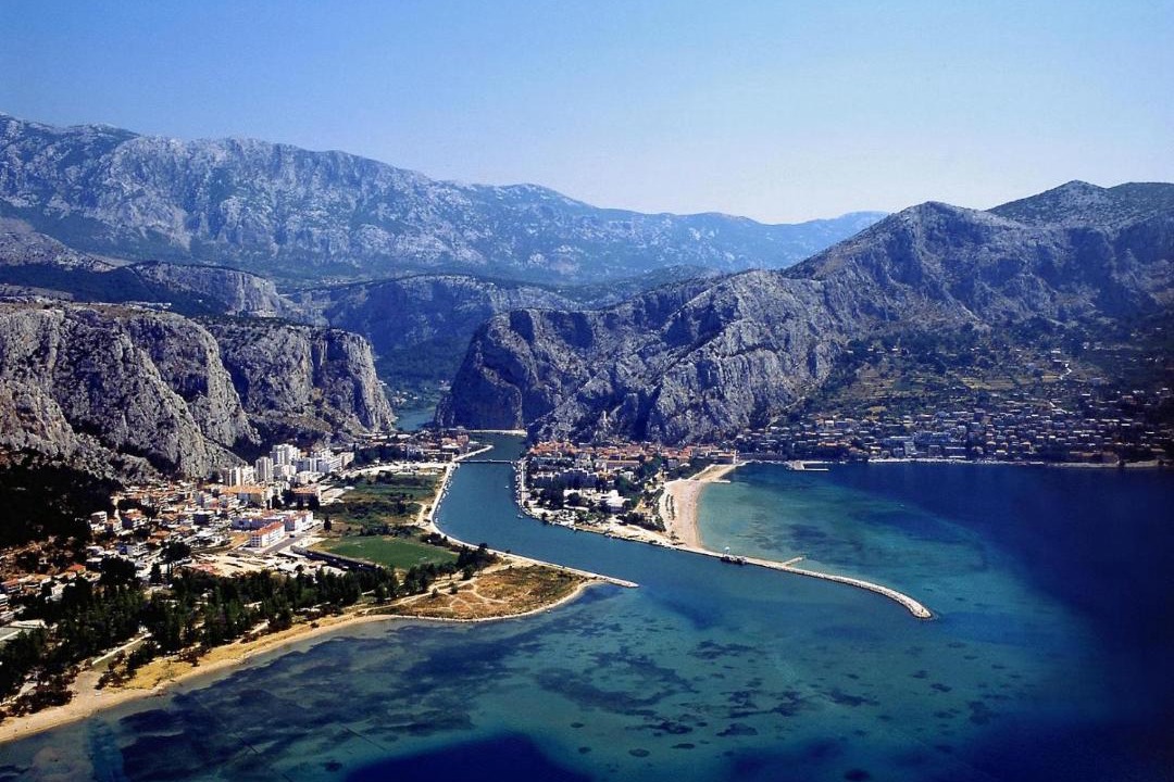 Photo of Others in Omis