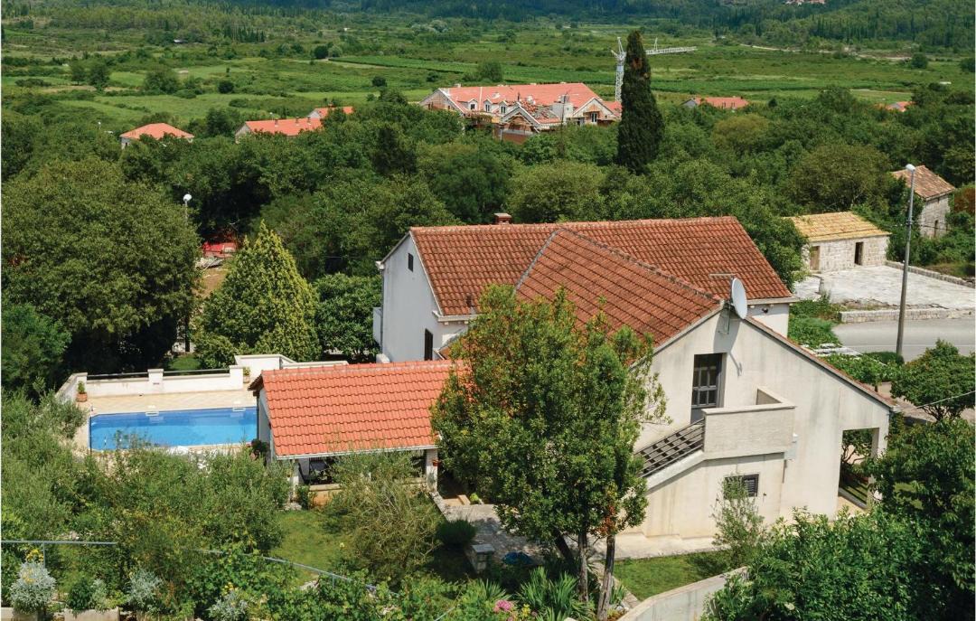 Photo of Buildings in Gruda