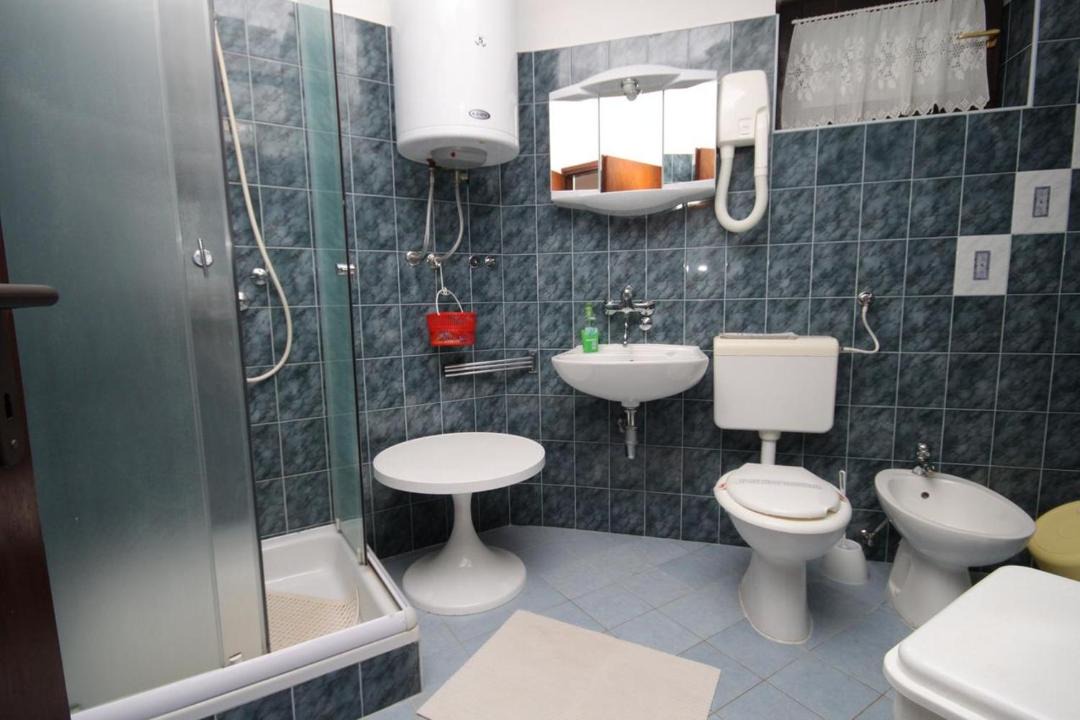 Photo of Bathroom in Tar-Vabriga