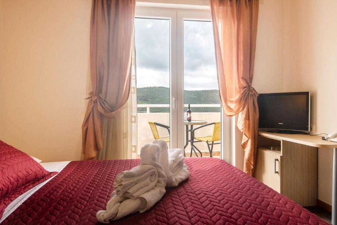 Photo of Others in Neum