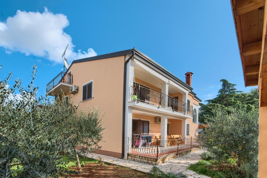 Photo of Buildings in Porec