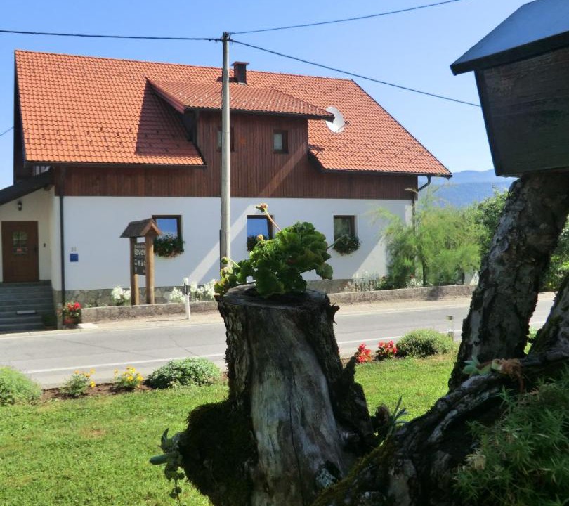 Photo of Buildings in Vrelo Korenicko
