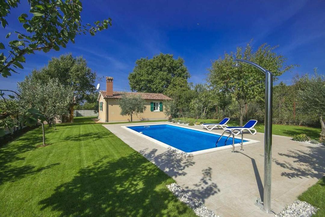 Photo of Outdoor in Musalez