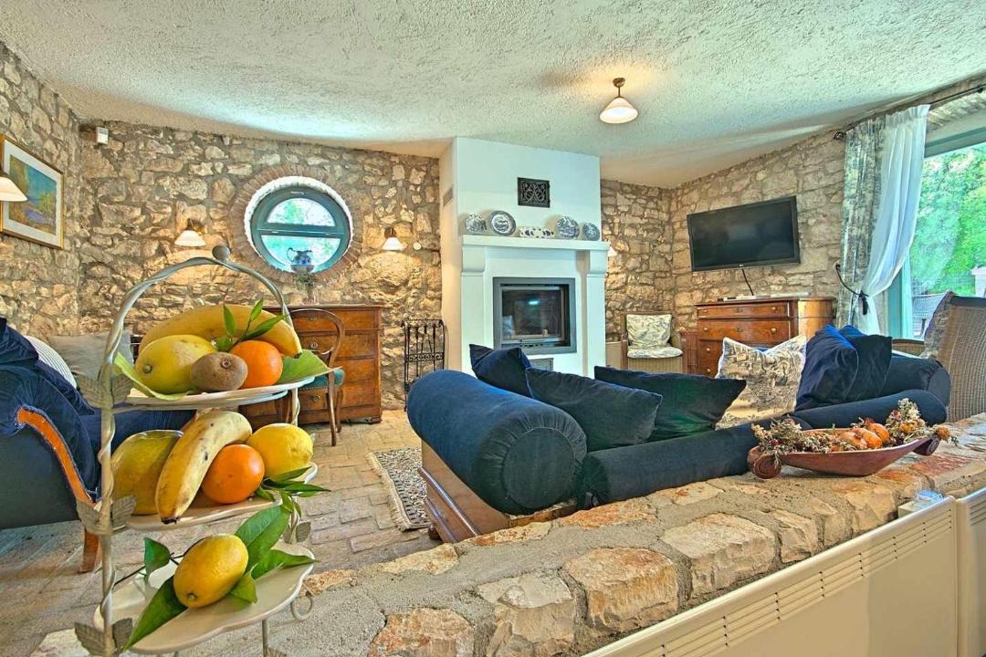 Photo of Livingroom in Musalez