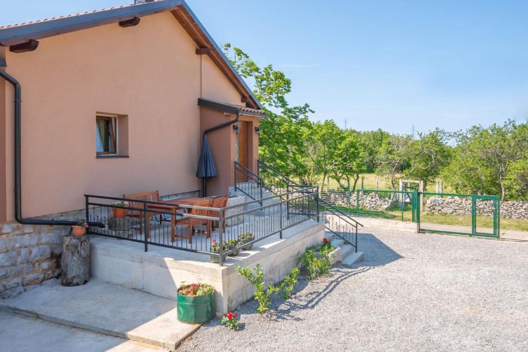 Photo of Others in Vratarusa