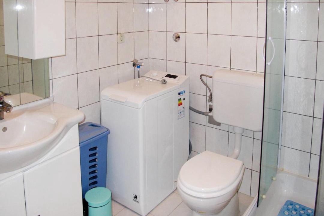 Photo of Bathroom in Prapatnica
