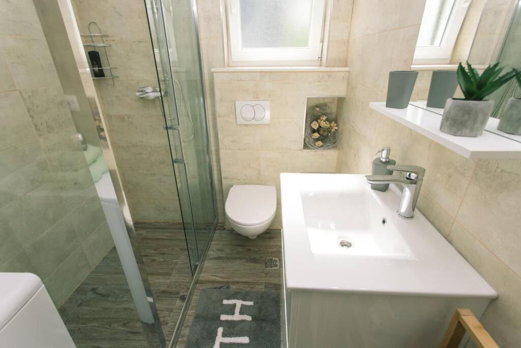 Photo of Bathroom in Rudine