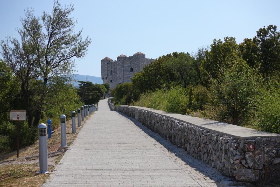 Photo of Others in Vratarusa