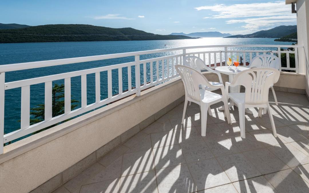 Photo of Others in Neum
