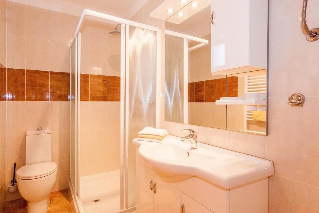 Photo of Bathroom in Brulo