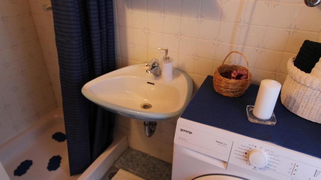 Photo of Bathroom in Malinska-Dubasnica