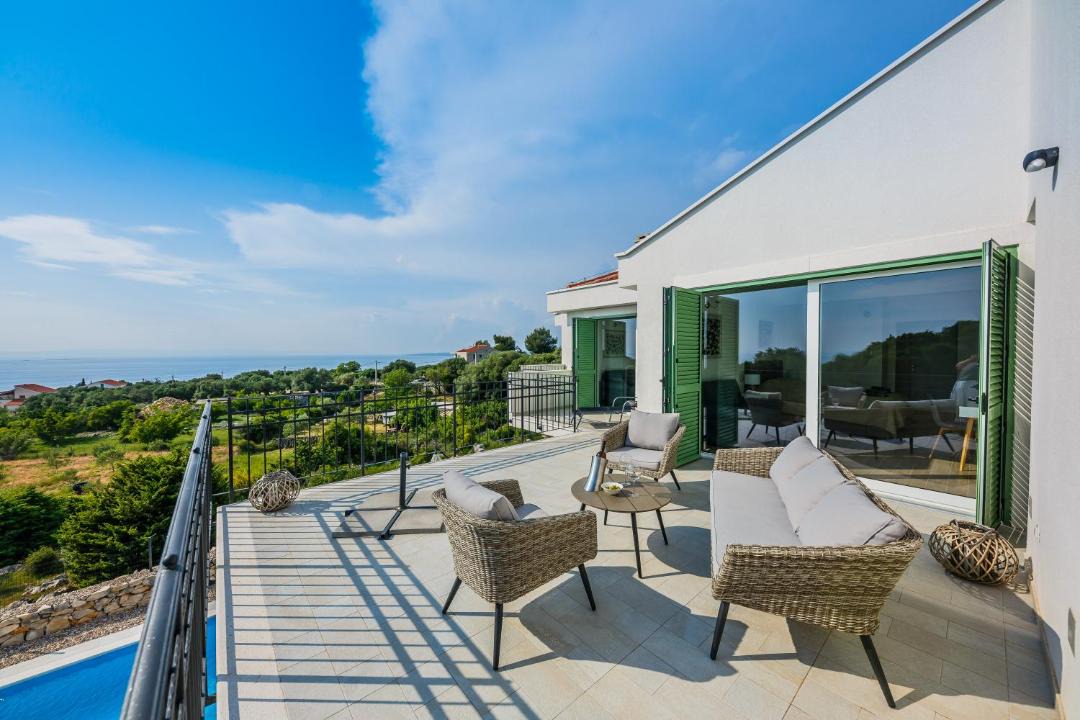 Photo of Patio Balcony in Lun
