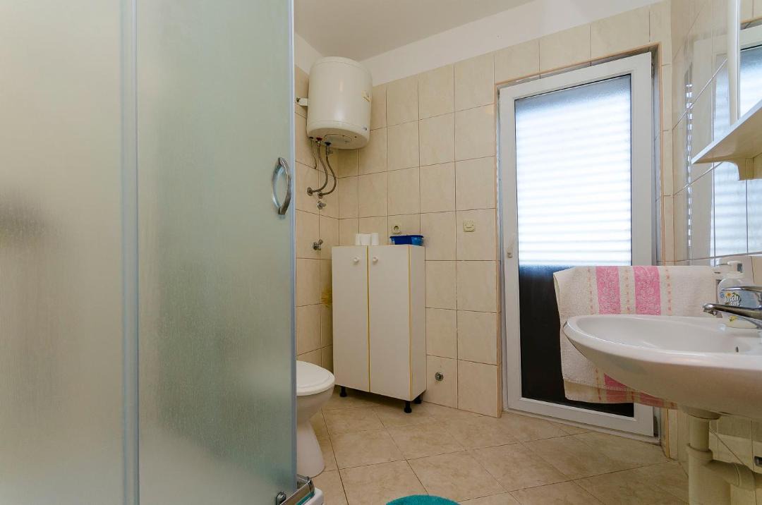 Photo of Bathroom in Slatine