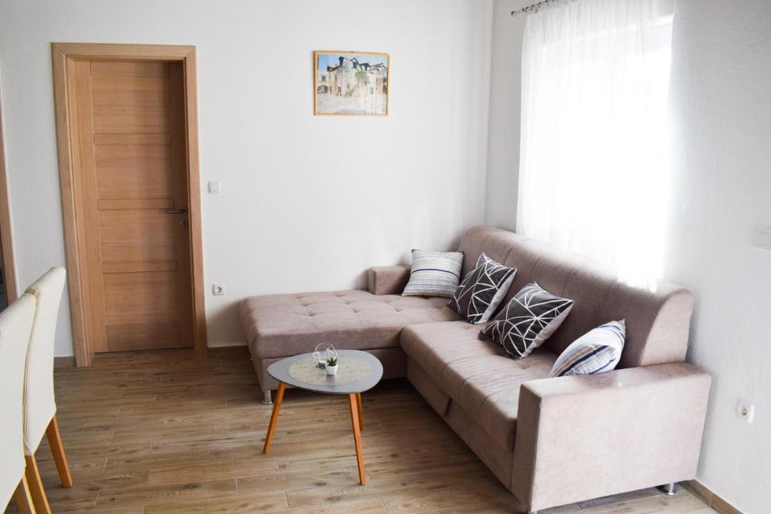 Photo of Livingroom in Bristane