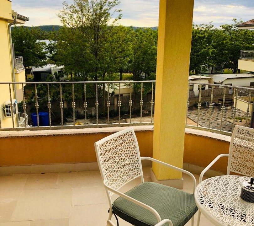 Photo of Patio Balcony in Turanj