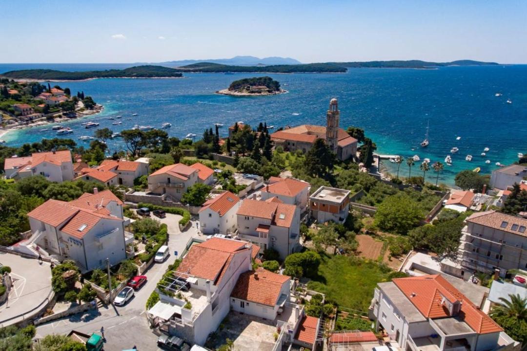 Photo of Others in Hvar