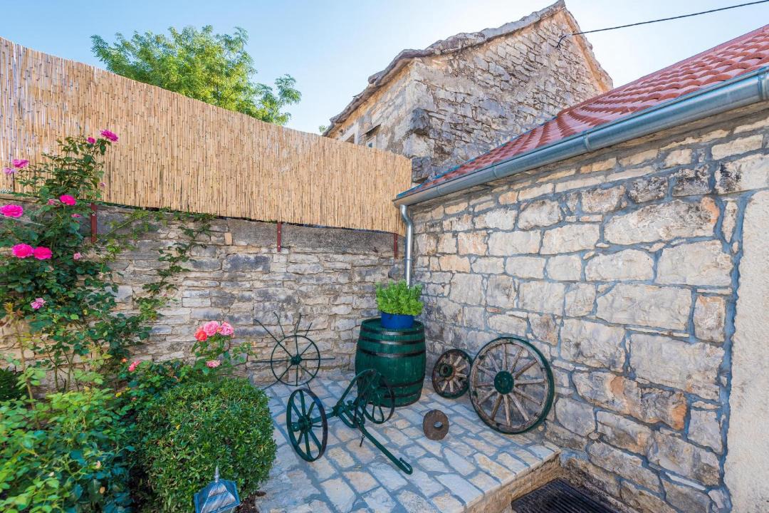 Photo of Others in Benkovac