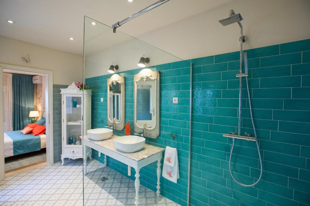 Photo of Bathroom in Pile