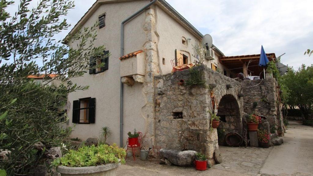 Photo of Buildings in Malinska-Dubasnica