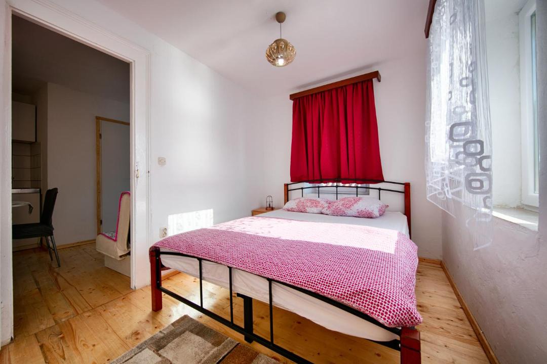 Photo of Bedroom in Komiza