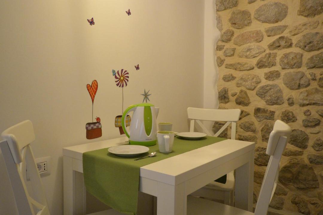 Photo of Others in Cres