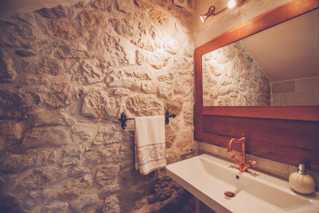 Photo of Bathroom in Gabonjin