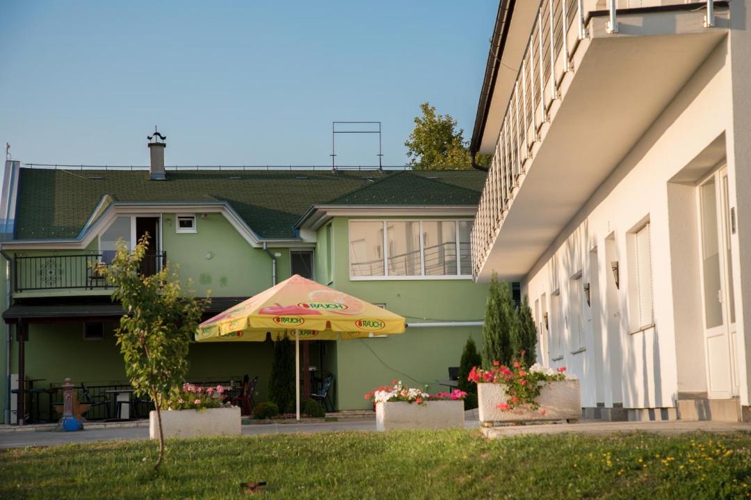 Photo of Others in Borovo