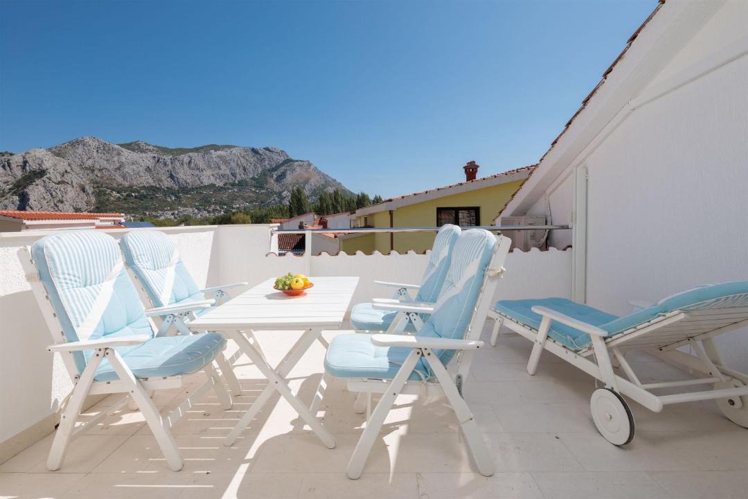 Photo of Others in Omis