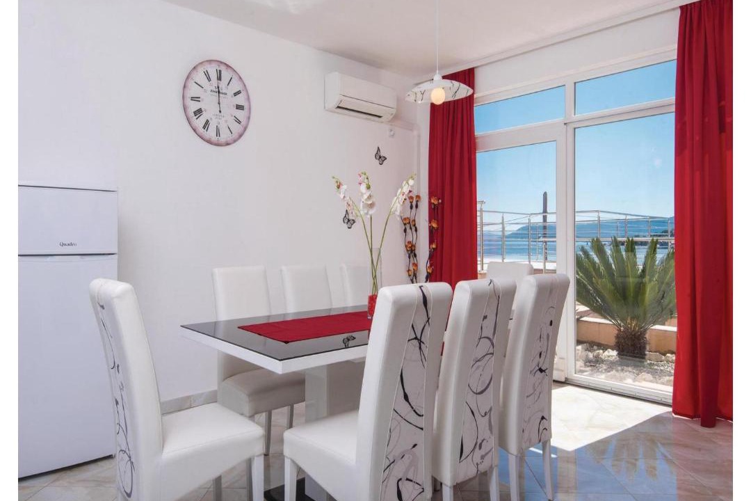 Photo of Livingroom in Sreser