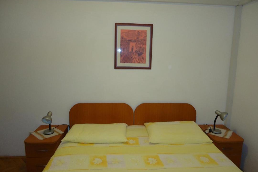 Photo of Others in Ploce