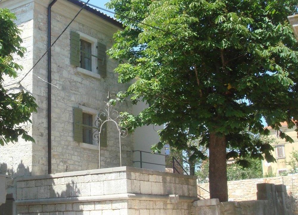 Photo of Buildings in Kastelir