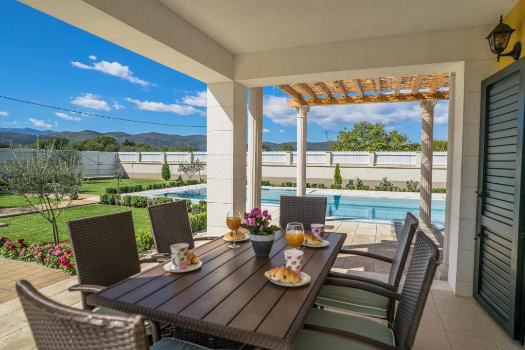 Photo of Patio Balcony in Donji Prolozac