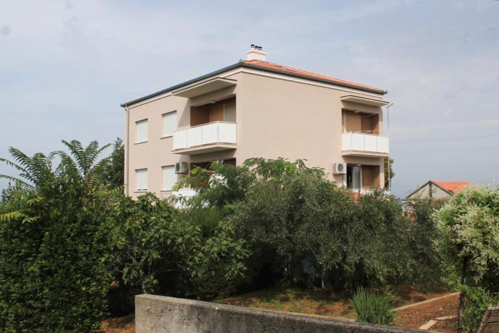 Photo of Buildings in Lukoran
