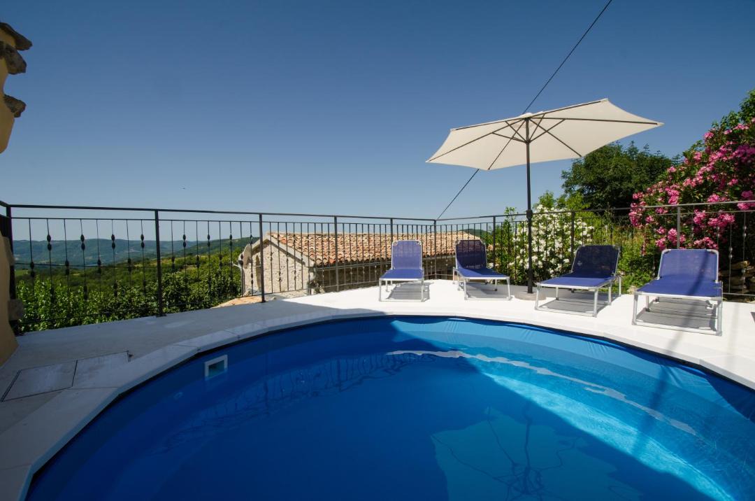 Photo of Patio Balcony in Buzet