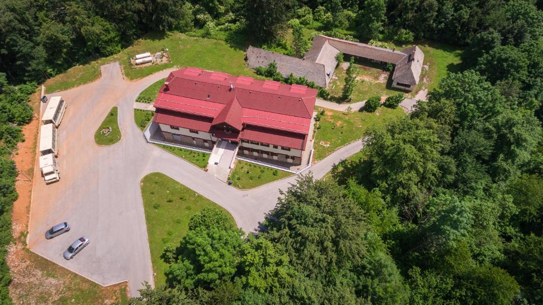 Photo of Buildings in Mukinje