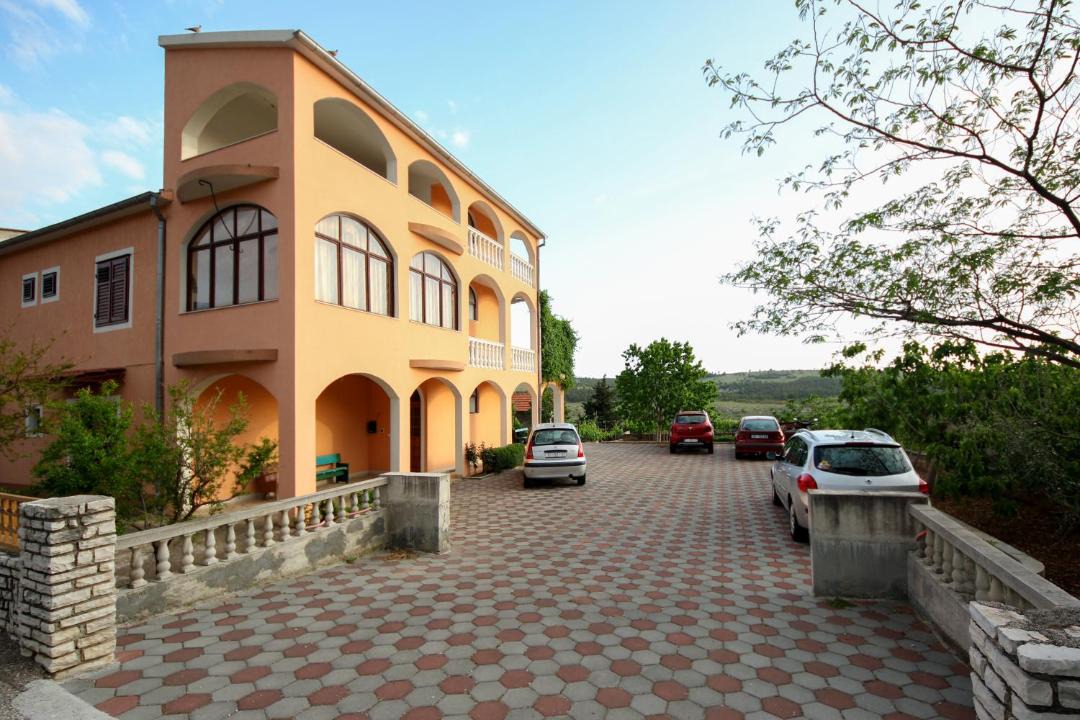 Photo of Buildings in Donje Polje