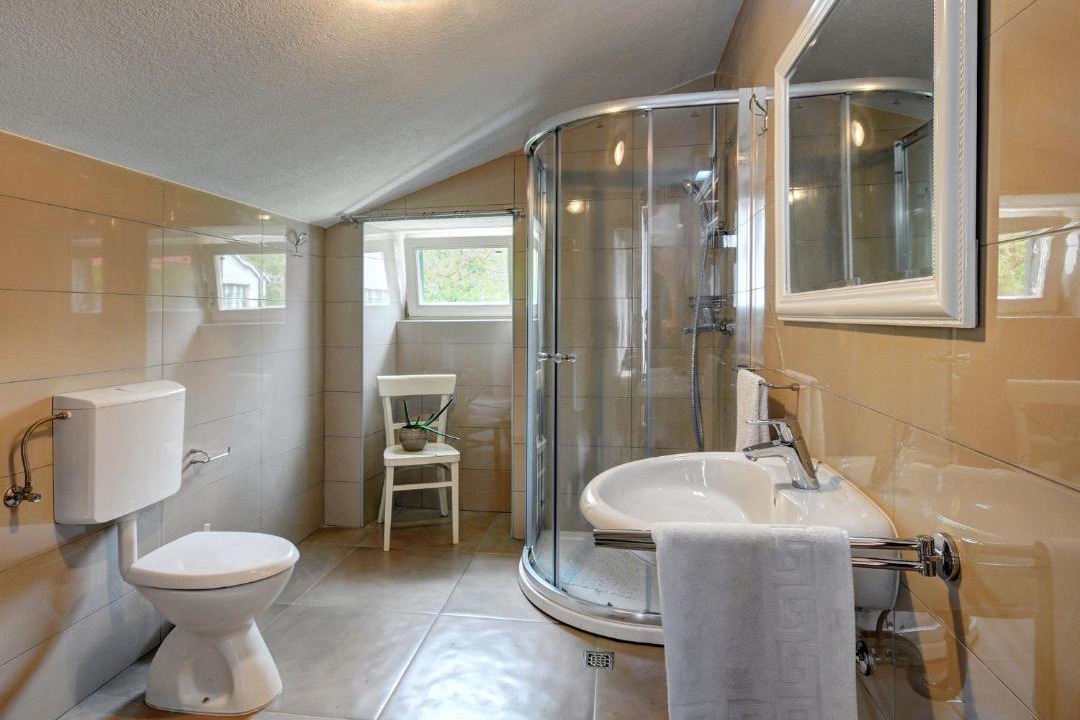 Photo of Others in Gracisce
